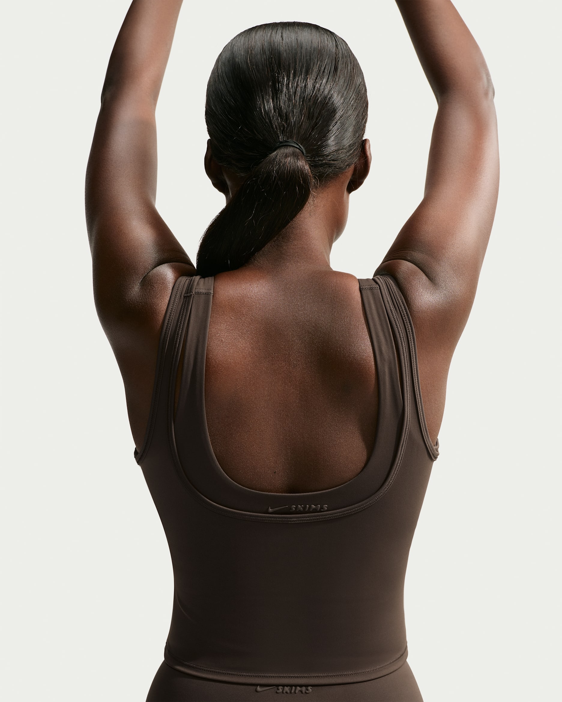 NikeSKIMS Matte Women's Double-Strap Scoop Tank Top. Nike BE